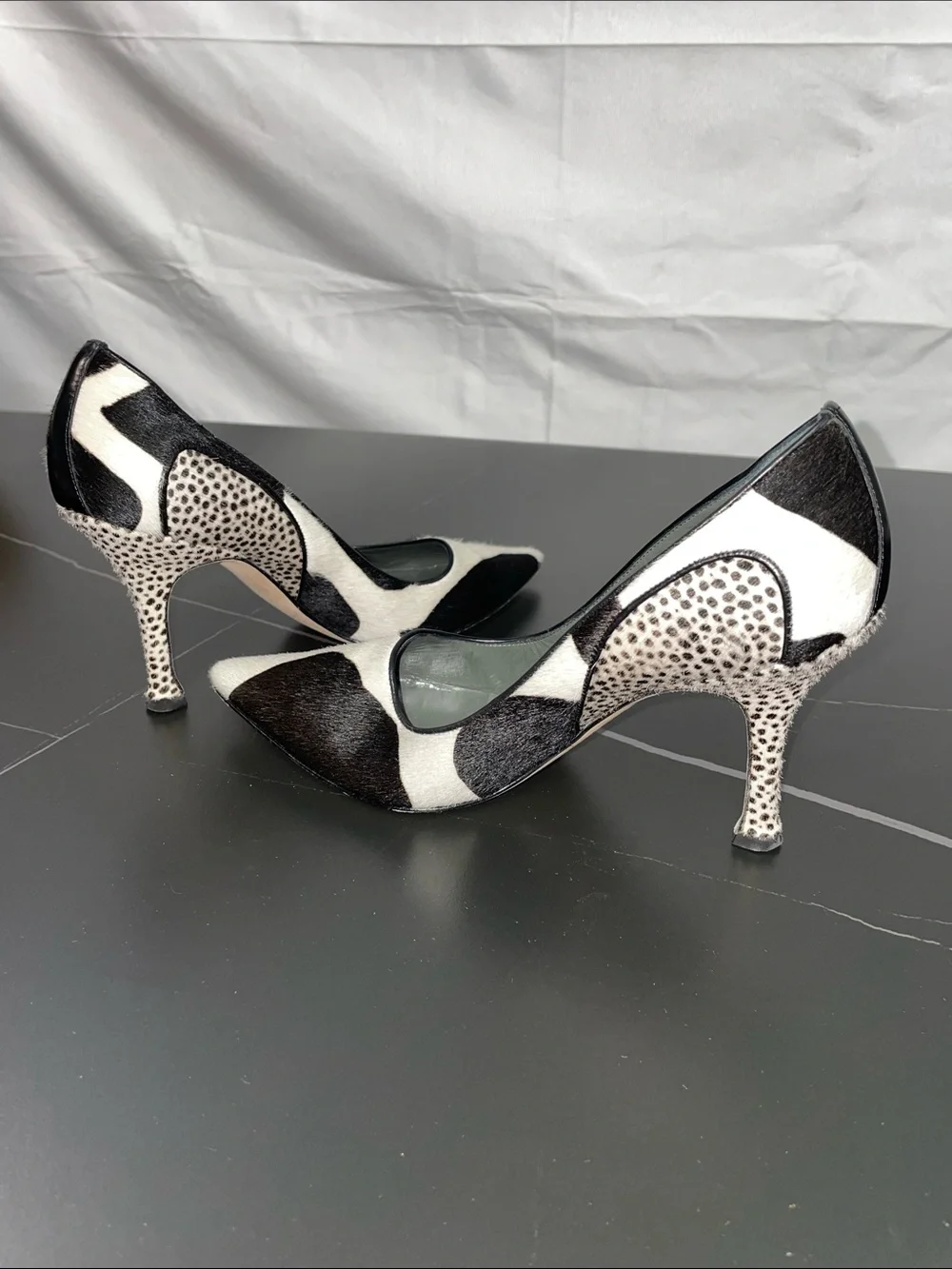MANOLO BLAHNIK COW PRINT PONY HAIR PUMPS FTL-08-196